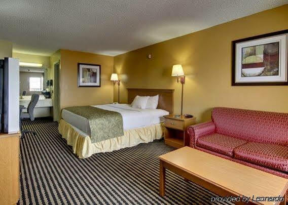 Rodeway Inn Александрия Экстерьер фото